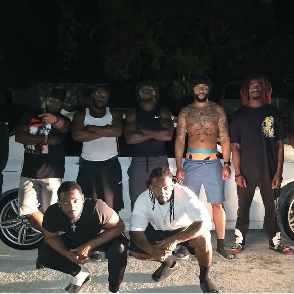 Meet your Posher, Tazz - Picture 5 of 7